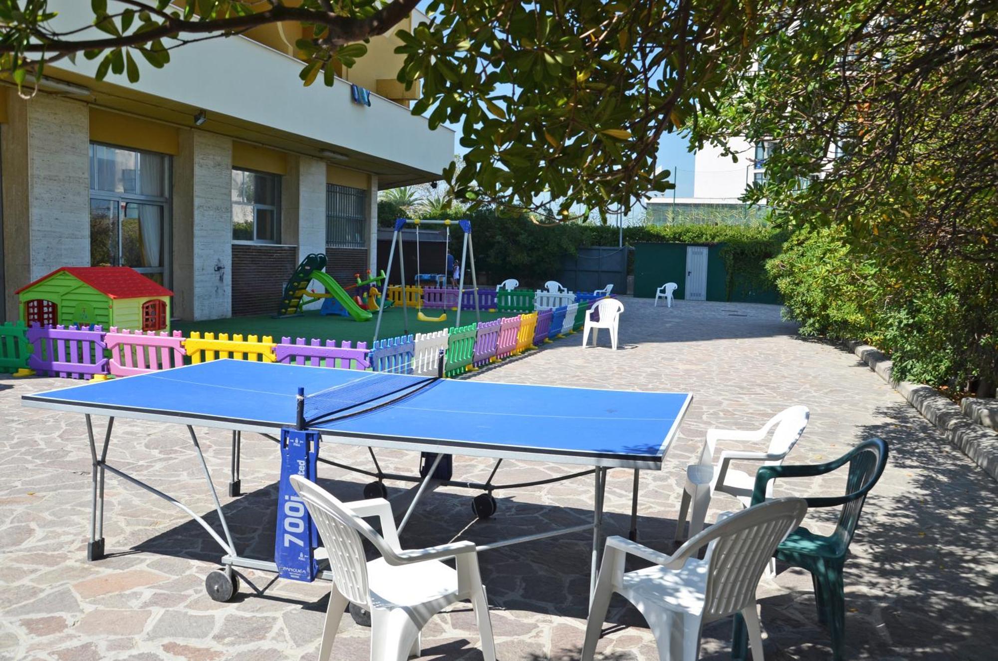 Grand Eurhotel Montesilvano Marina Екстериор снимка