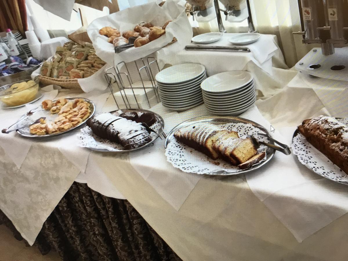 Grand Eurhotel Montesilvano Marina Екстериор снимка