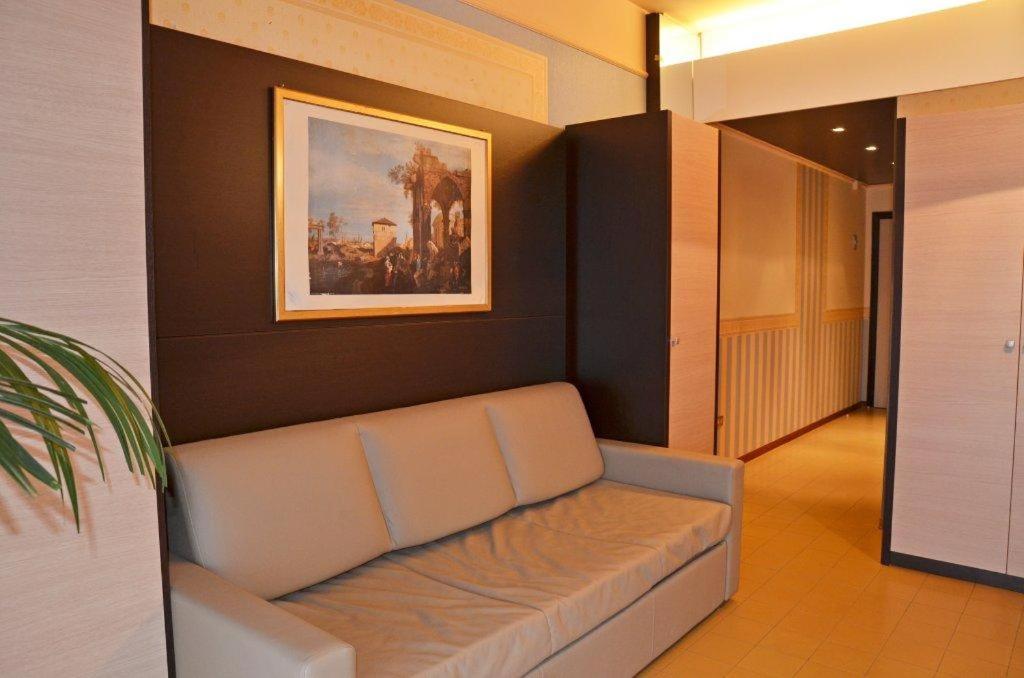 Grand Eurhotel Montesilvano Marina Екстериор снимка