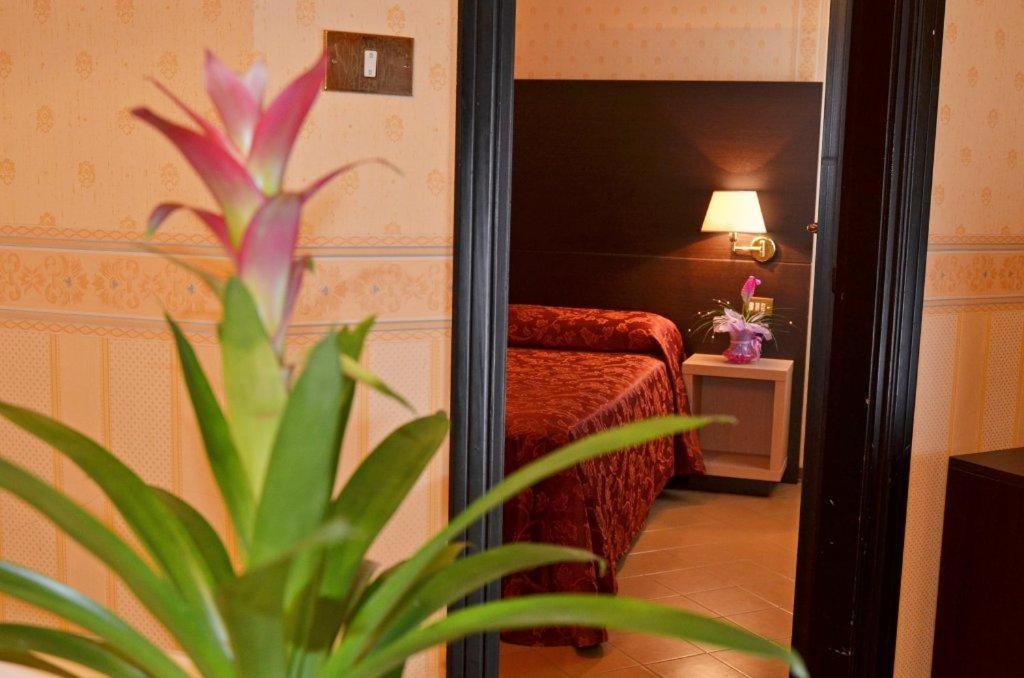 Grand Eurhotel Montesilvano Marina Екстериор снимка