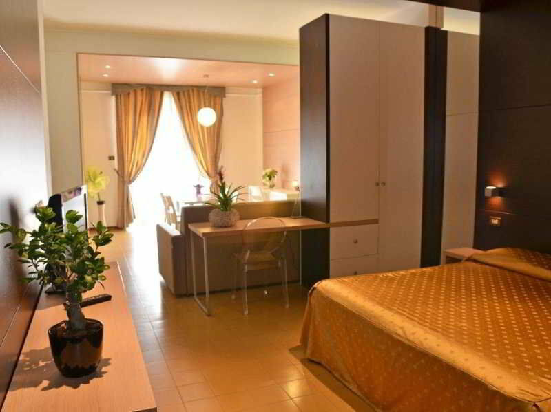 Grand Eurhotel Montesilvano Marina Екстериор снимка