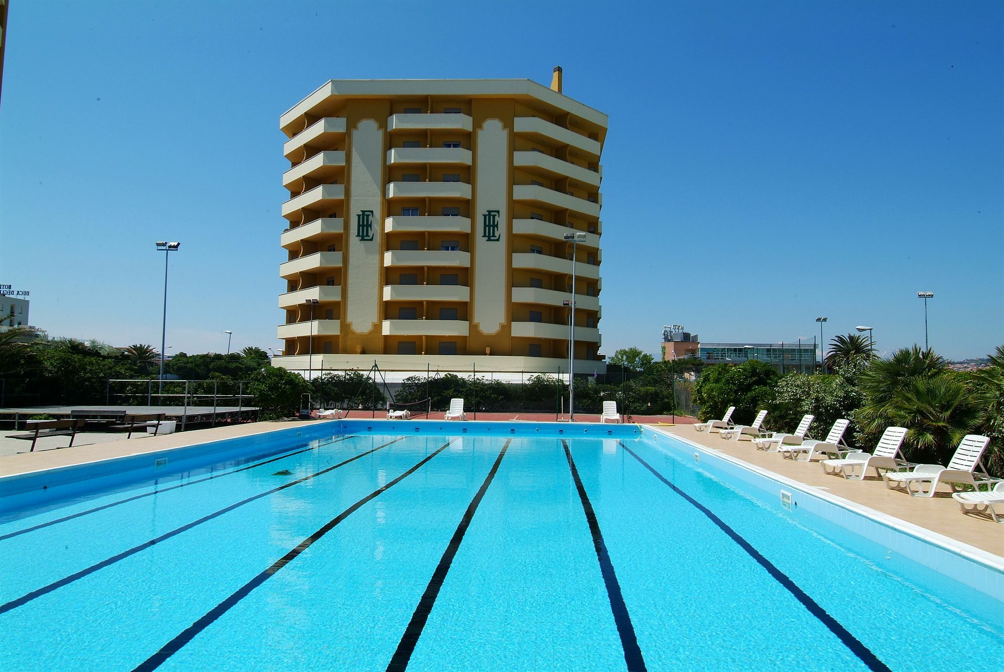 Grand Eurhotel Montesilvano Marina Екстериор снимка